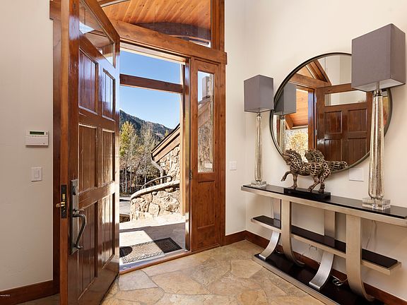 5th image of 105 E Lupine Dr #105