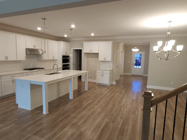 2606 Dorset Ln — Photo 3