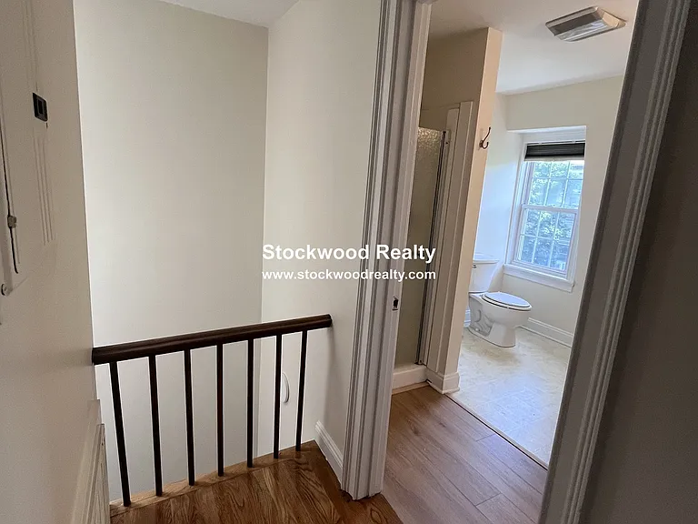 16 Gates St #3 — Photo 11
