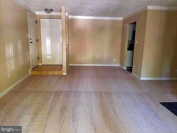 4th image of 4934 Columbia Rd APT 458