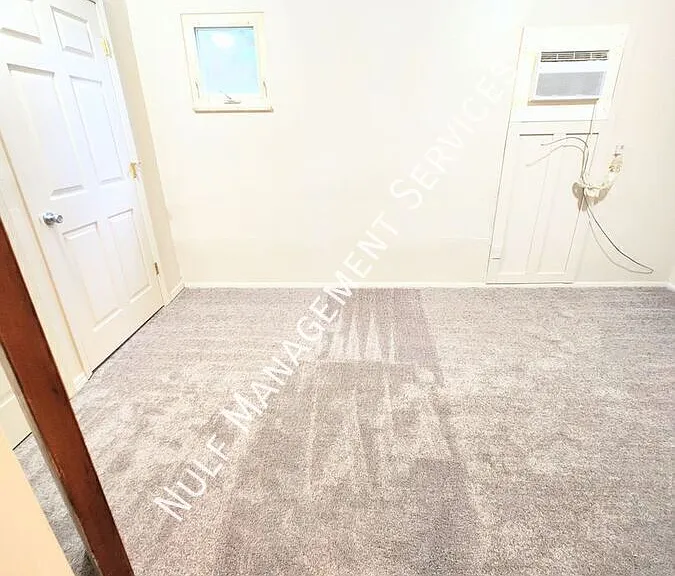 305 Marguerite Ave #D — Photo 4