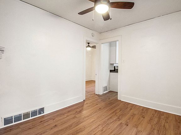 5th image of 4319 E 16th Ave