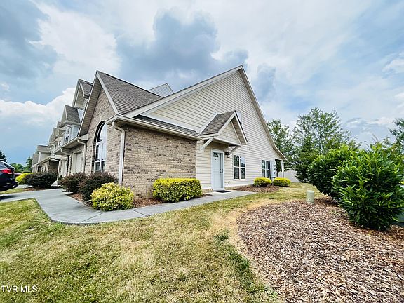 2nd image of 419 Old Grist Mill Blvd Unit 419