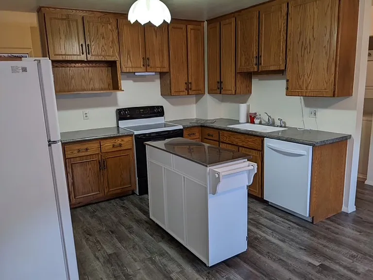 4125 Tulip Way — Photo 2