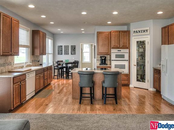 3rd image of 9509 S 25th Ave