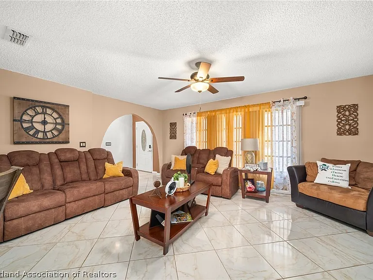4201 Westminster Rd — Photo 3