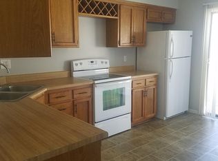 9558 W 87th St, Overland Park, KS 66212