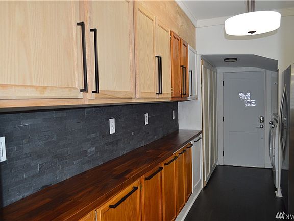 5th image of 2309 Washington St SE
