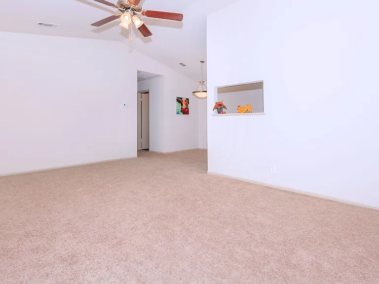 Beeville Station Apartments — Photo 20