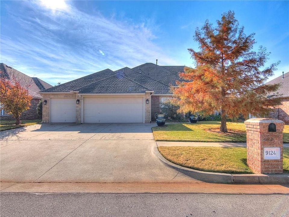 1st image of 9124 SW 27th St
