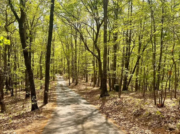 1 Thomas Town Rd, Young Harris, GA 30582