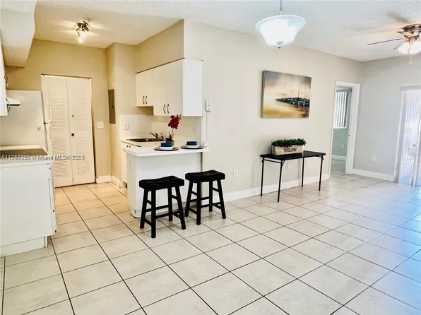 3211 Sabal Palm Mnr APT 107, Hollywood, FL 33024