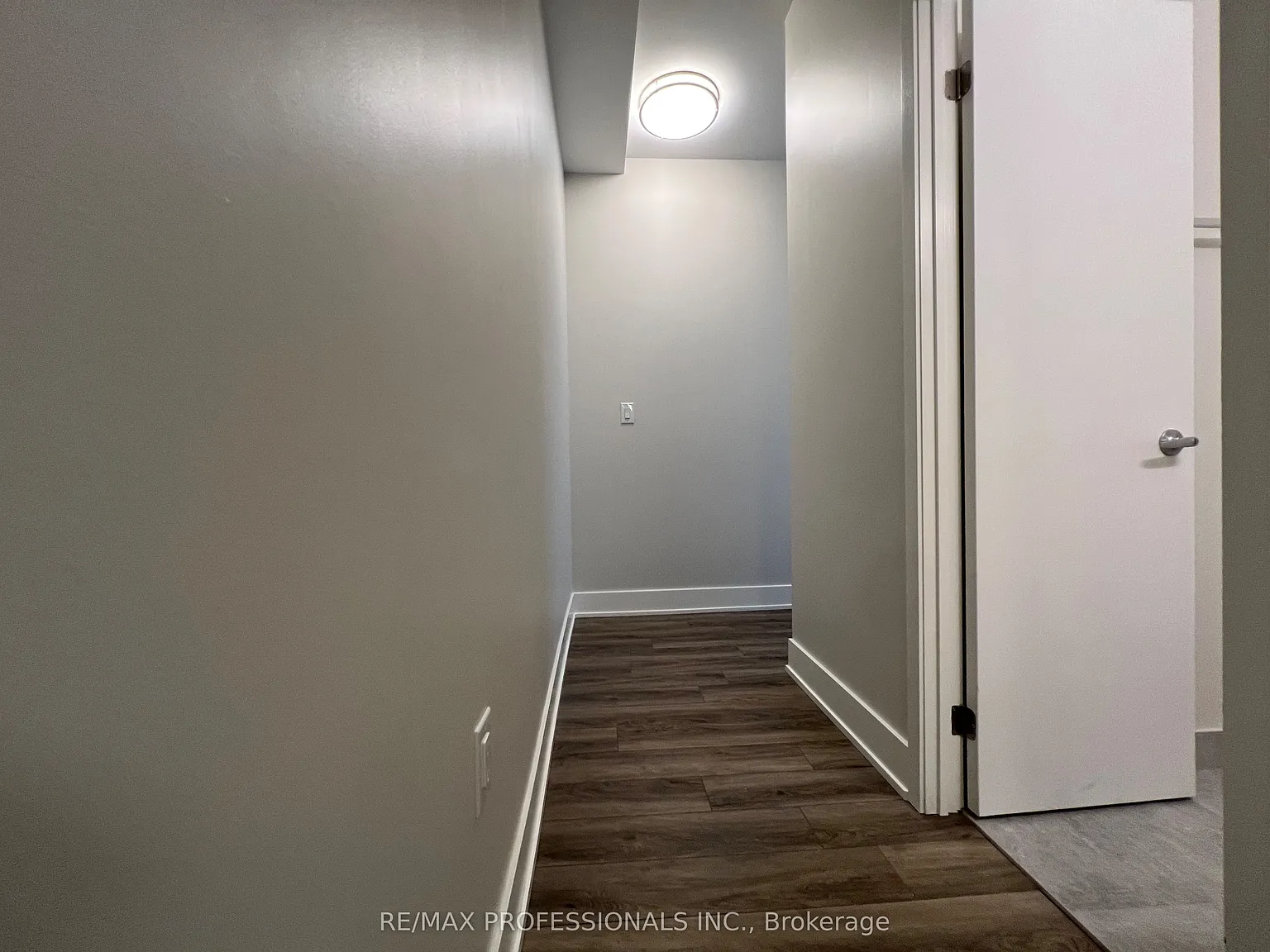 4 bed, $3,995 — Photo 4