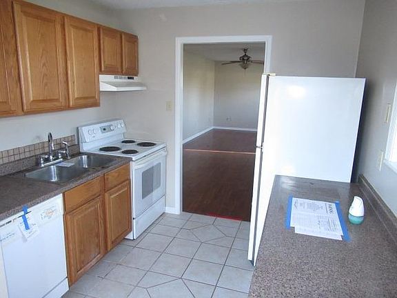 5th image of 5717 Tall Oaks Dr