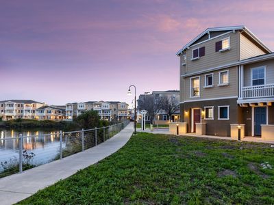 642 Bair Island Rd UNIT 1002, Redwood City, CA, 94063