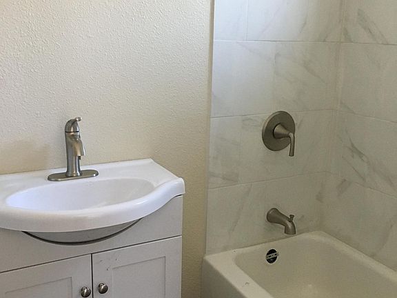 4th image of 378 N 21st St #378B