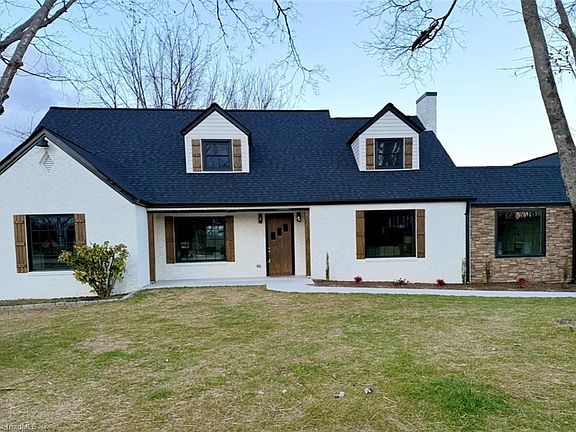 2nd image of 274 W Country Club Rd