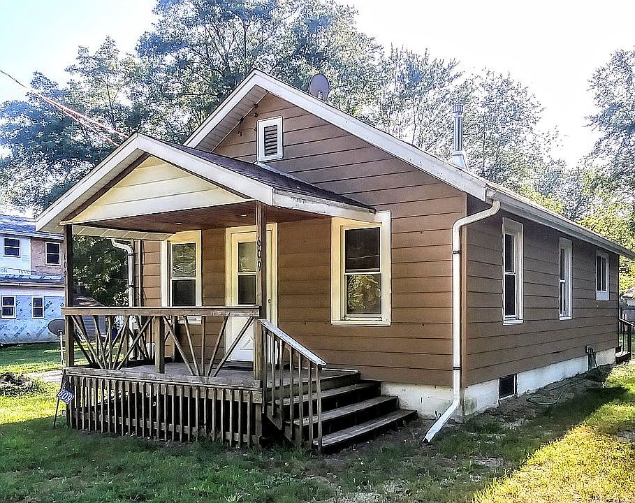 1st image of 609 Atwood Ave