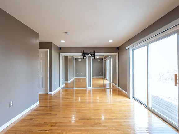 5th image of 712 Garfield Ave #2