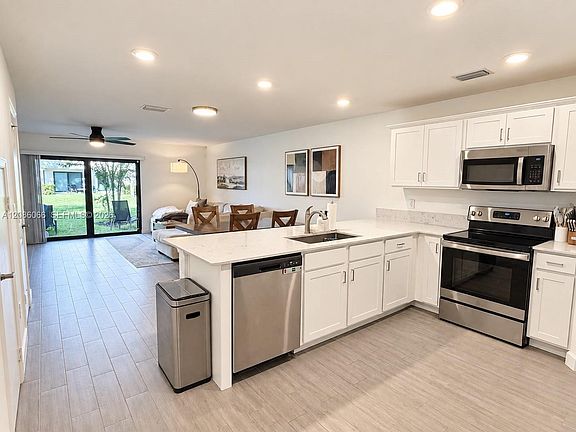 5th image of 5013 Woods Edge Cir