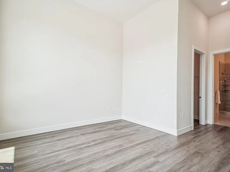 1761 Old Meadow Rd #106 — Photo 17
