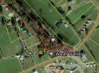 3702 Wears Valley Rd, Sevierville, TN 37862