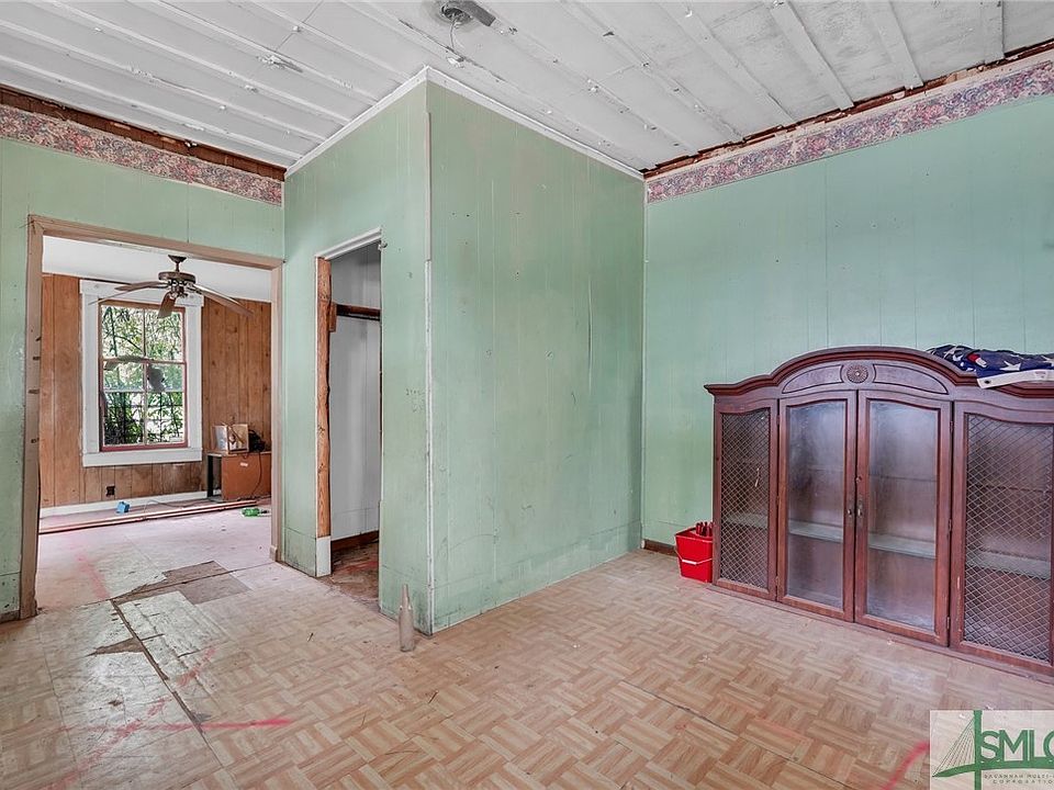 2nd image of 411 W 55th Street