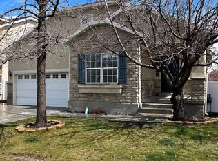 6651 S Interlochen Ln, West Jordan, UT 84084