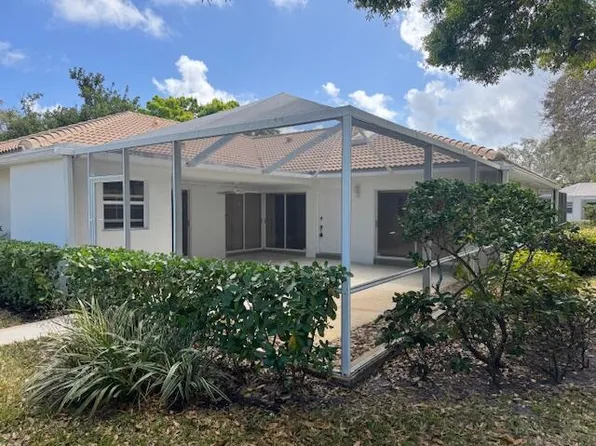 7901 Chapman Oak Ct, Palm Beach Gardens, FL 33410