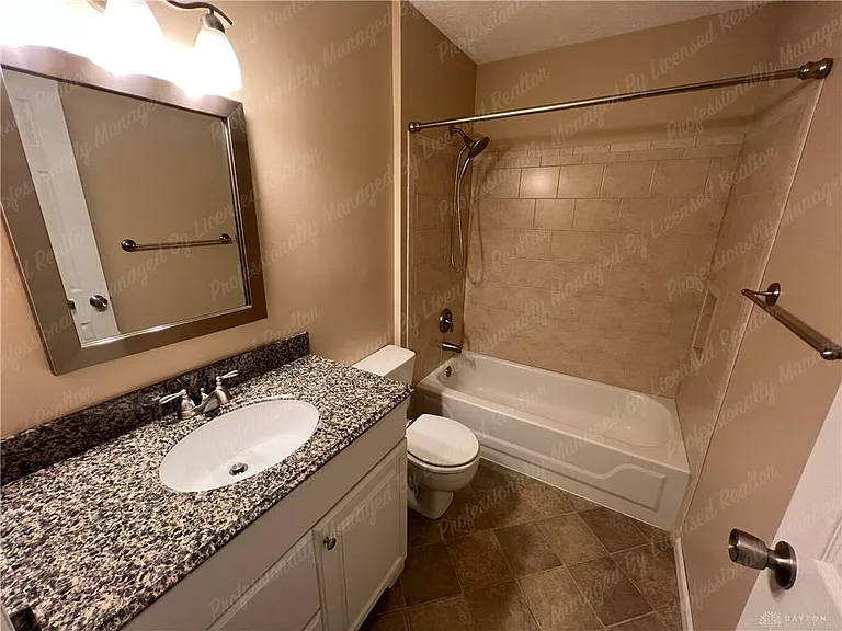 6650 Wareham Ct #8 — Photo 18