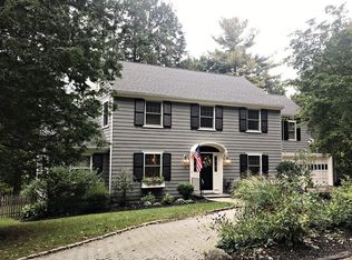 10 Benvenue St, Wellesley, MA 02482