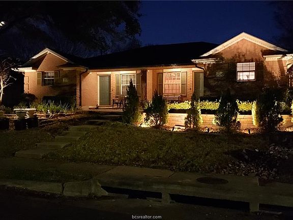 5th image of 604 Corregidor Dr #B