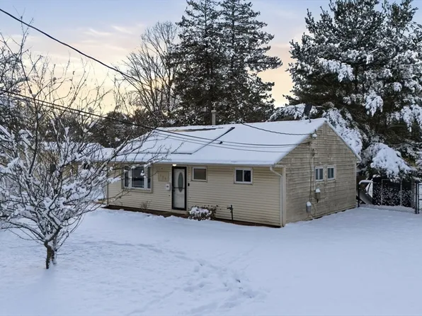 106 Baldwin Ave, Framingham, MA 01701