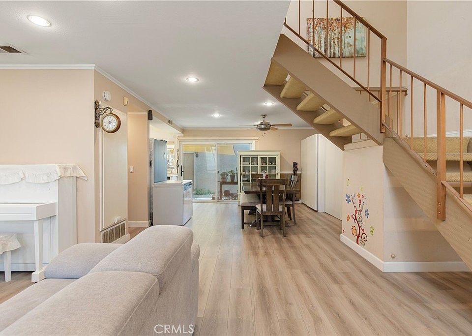 2157 W Essex Cir, Anaheim, CA 92804 | Zillow