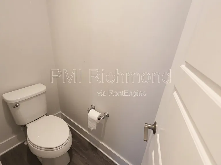 4344 Bon Secours Pkwy #B — Photo 17