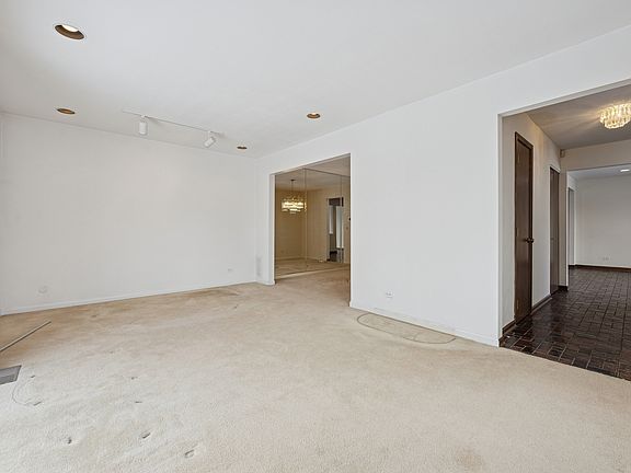 5th image of 1265 Franklin Ln