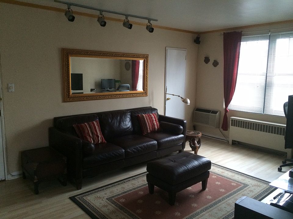1st image of 13422B Jewel Ave #B