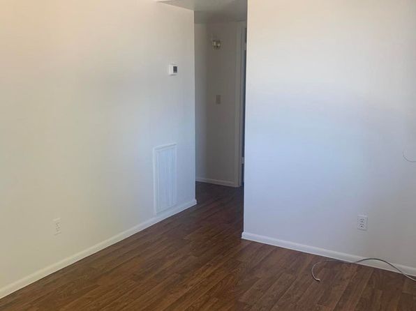 2055 N Winterhaven APT 202