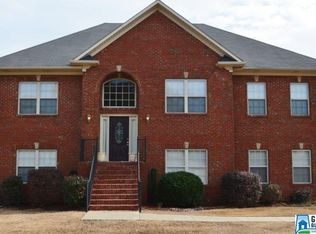 916 Robbie Dr, Moody, AL 35004