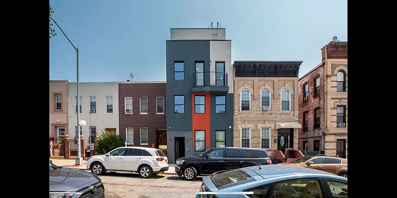 Rented by Delmark Realty LLC | media 51