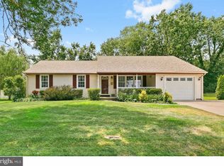 235 Southview Dr, Delran, NJ 08075