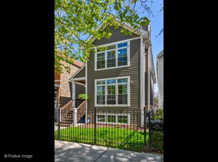 2979 N Ridgeway Ave, Chicago, IL 60618