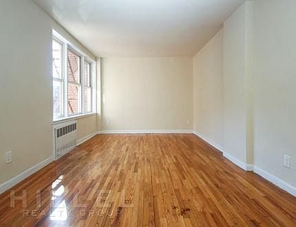 2nd image of 14202 84th Dr APT 3J