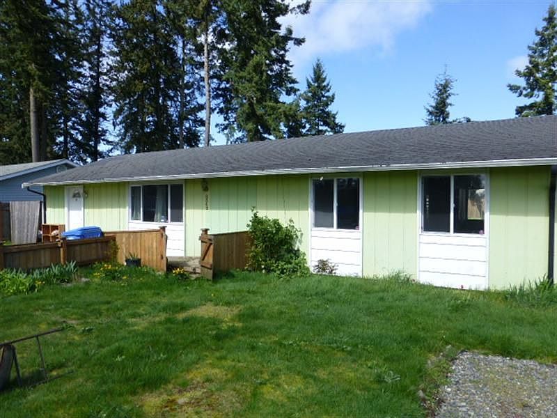 1st image of 8542 Queets Dr NE