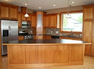 4232 248th St E, Faribault, MN 55021