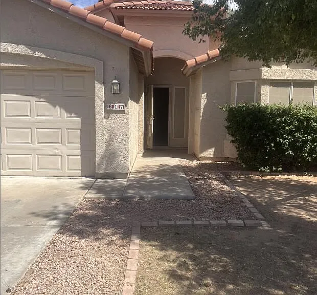 617 S Golden Key St — Photo 2