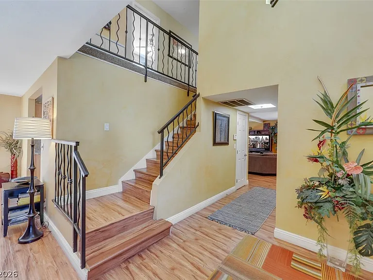 3225 Mountain Spring Rd — Photo 18