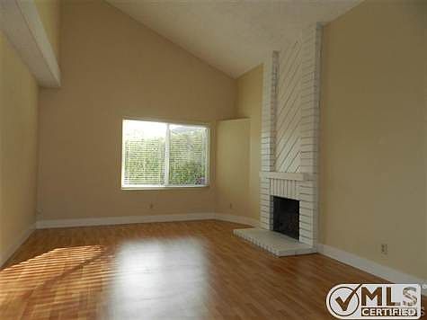 3rd image of 1280 Halifax Ct