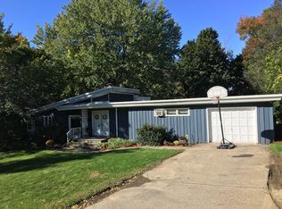 18 Rustic Dr, Worcester, MA 01609