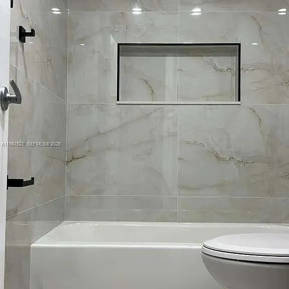 630 SE 3rd Pl — Photo 10